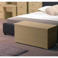 Welcome Furniture Eske Blanket Box in Light Oak