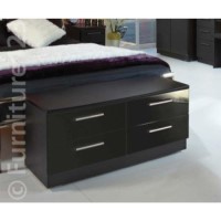 Welcome Furniture Hatherley High Gloss 4 Drawer Wide Chest in Black