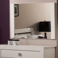 World Furniture Bari High Gloss White Mirror