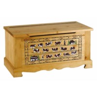 Farmer Solid Pine Cow Blanket Box - 