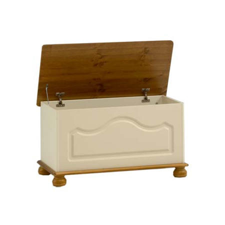 Steens Richmond Cream Blanket Box