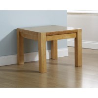 Mountrose Evelyn End Table in Natural Oak