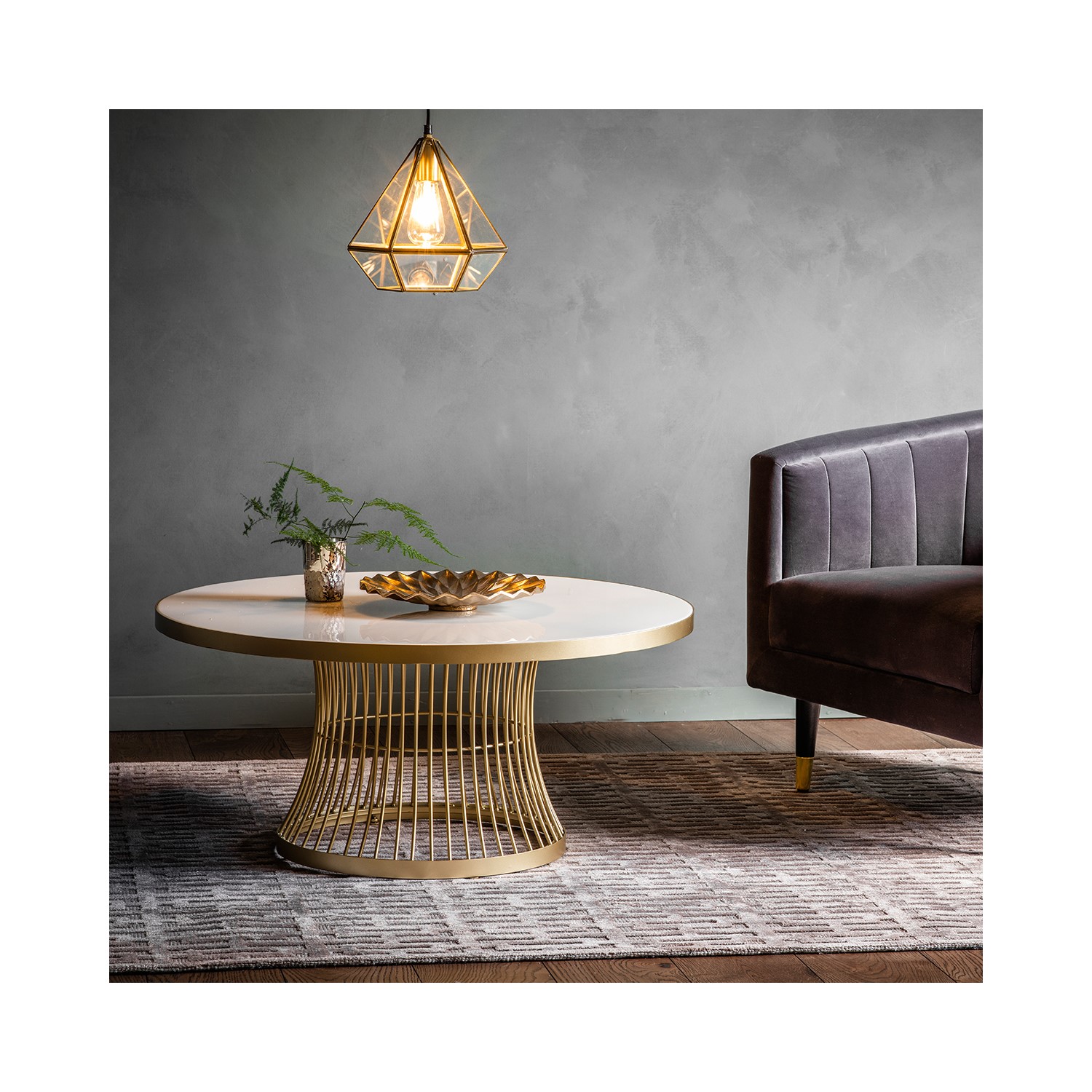 Photo of Small round coffee table in gold marble - caspian house