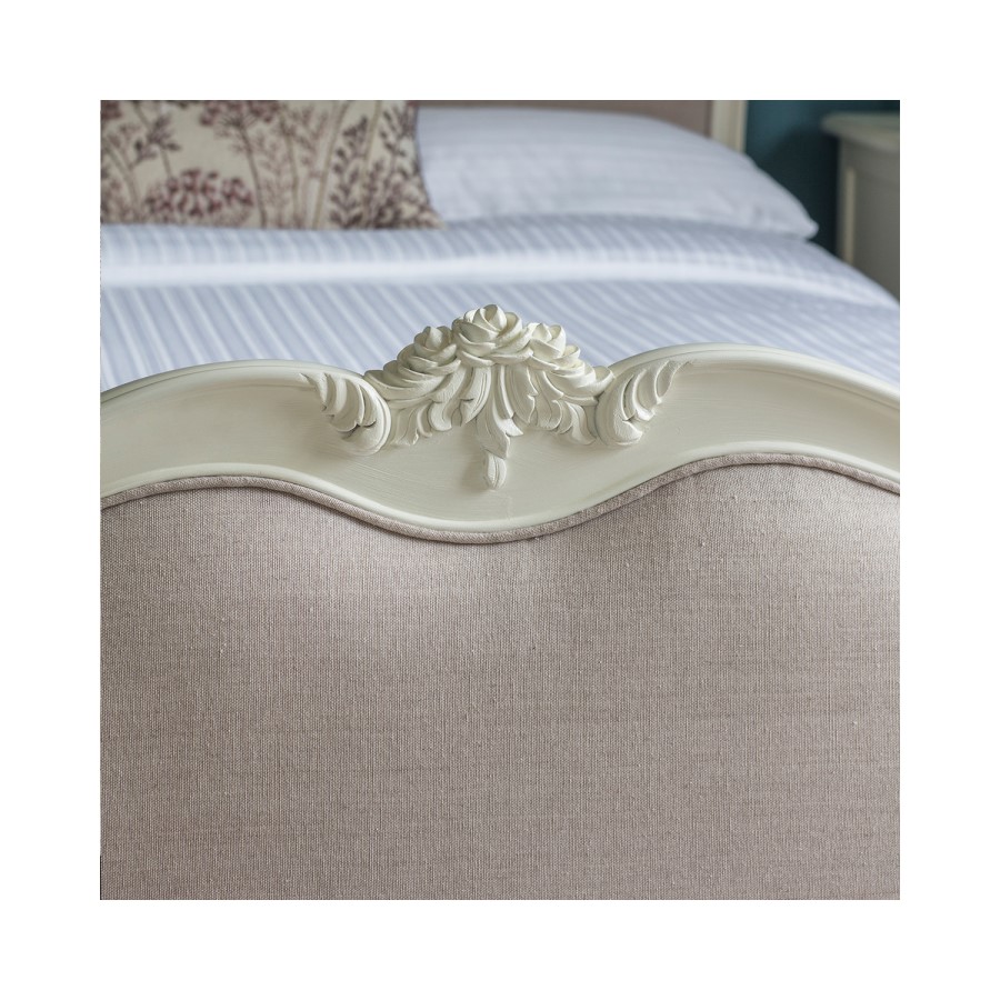 Gallery Chic Vanilla 5' Kingsize Bed With Subtle Grey Linen Upholstery