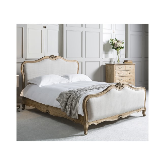 Gallery Chic Weathered 5' Kingsize Bed With Natural Cotton Linen