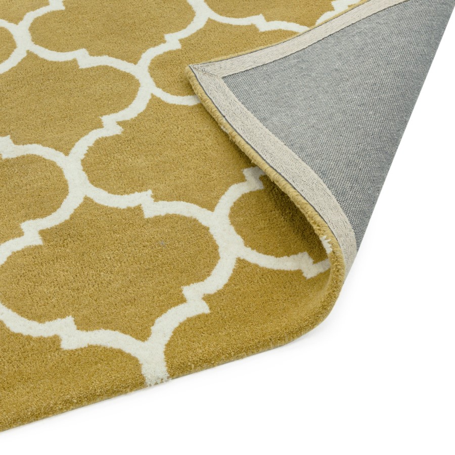 Yellow & White Rug with Pattern - 120x170cm