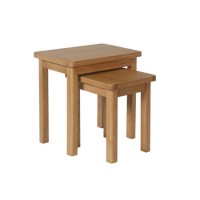 Set of 2 Oak Nest of Tables