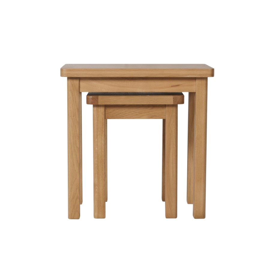 Set of 2 Oak Nest of Tables