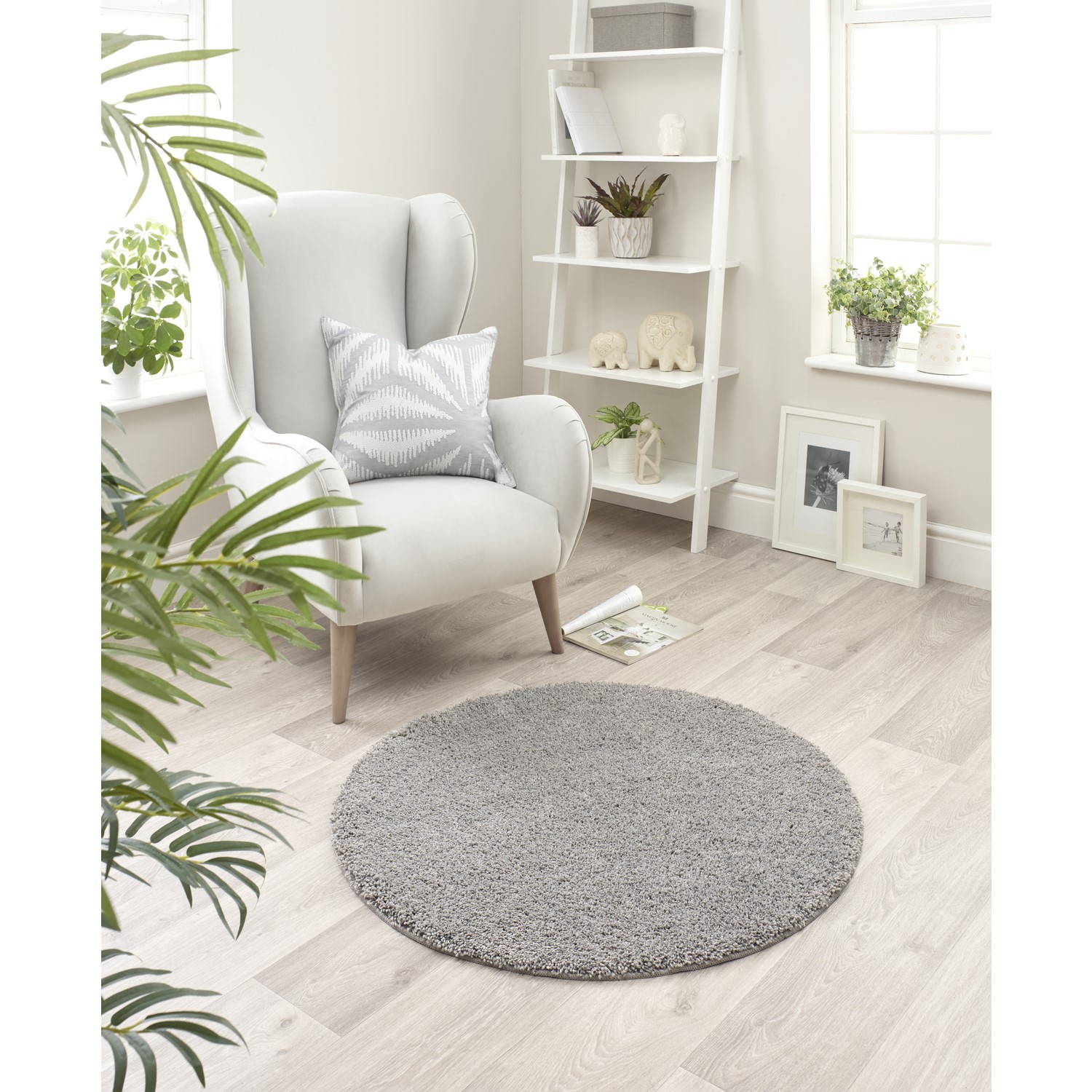 Read more about Ripley shaggy stain resistant round silver grey rug 100x100cm