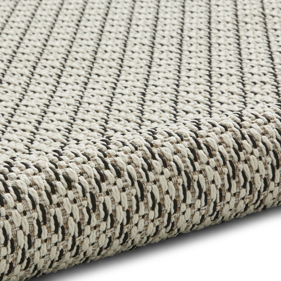 Stitch Indoor/Outdoor Ivory & Black Rug - 160x220cm