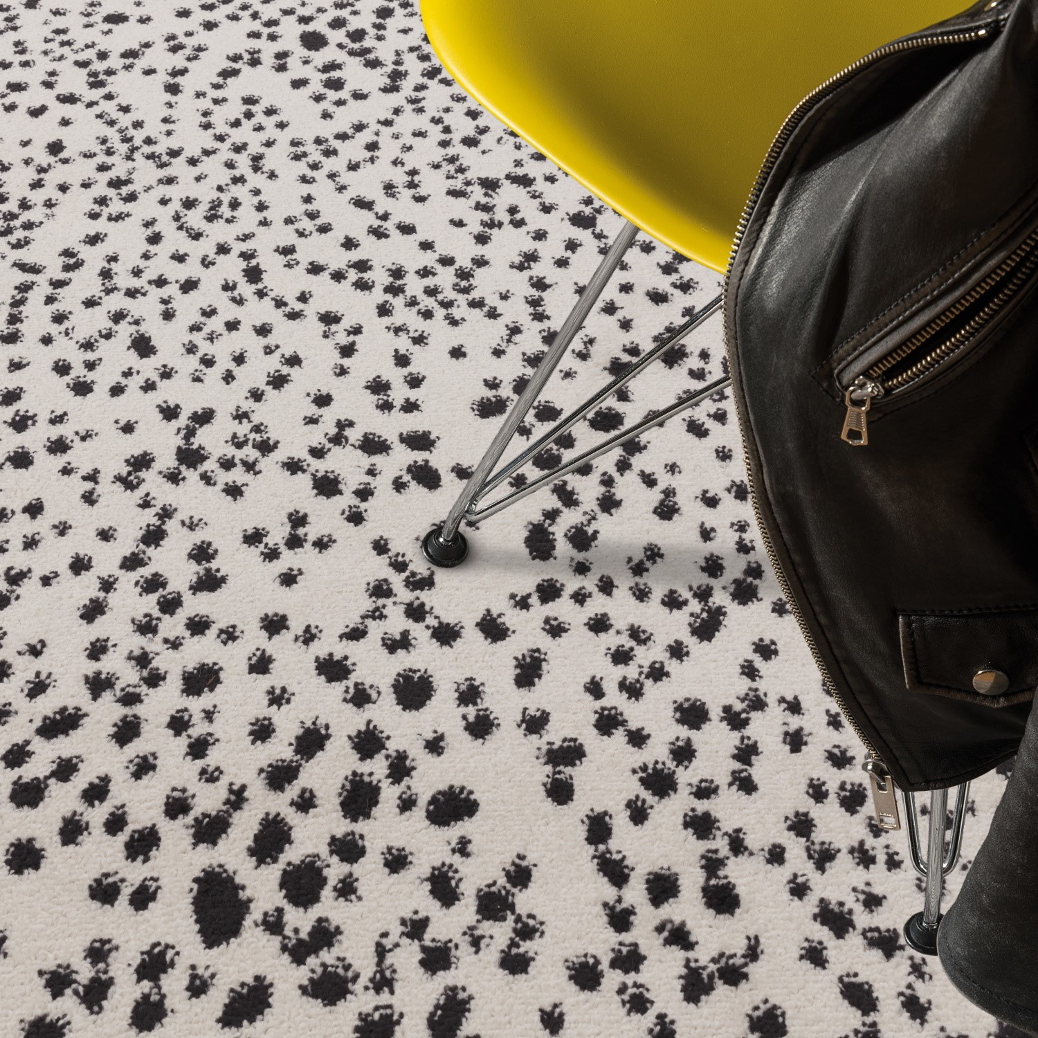 Read more about Black spotty runner rug 80 x 150 cm muse
