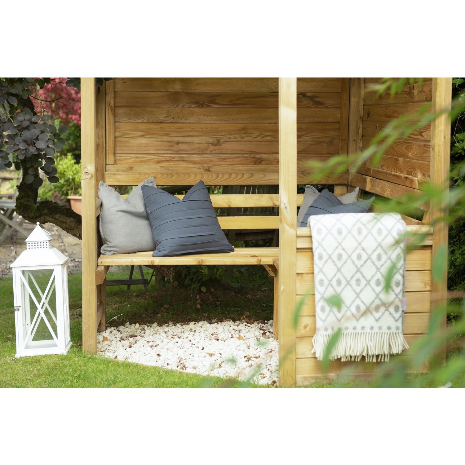 Forest Garden Venetian Corner Arbour - Furniture123