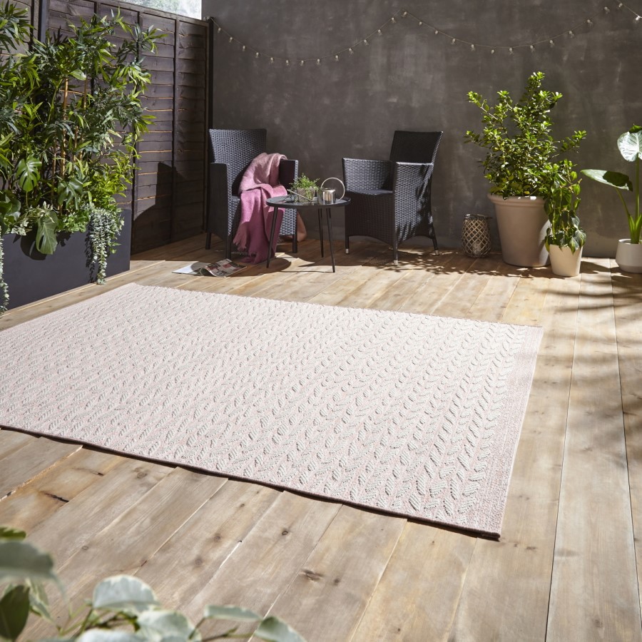 Large Pink Woven Indoor/Outdoor Rug - 160 x 220 