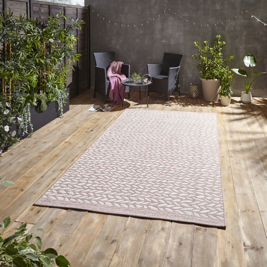 Large Pink Woven Indoor/Outdoor Rug - 160 x 220 