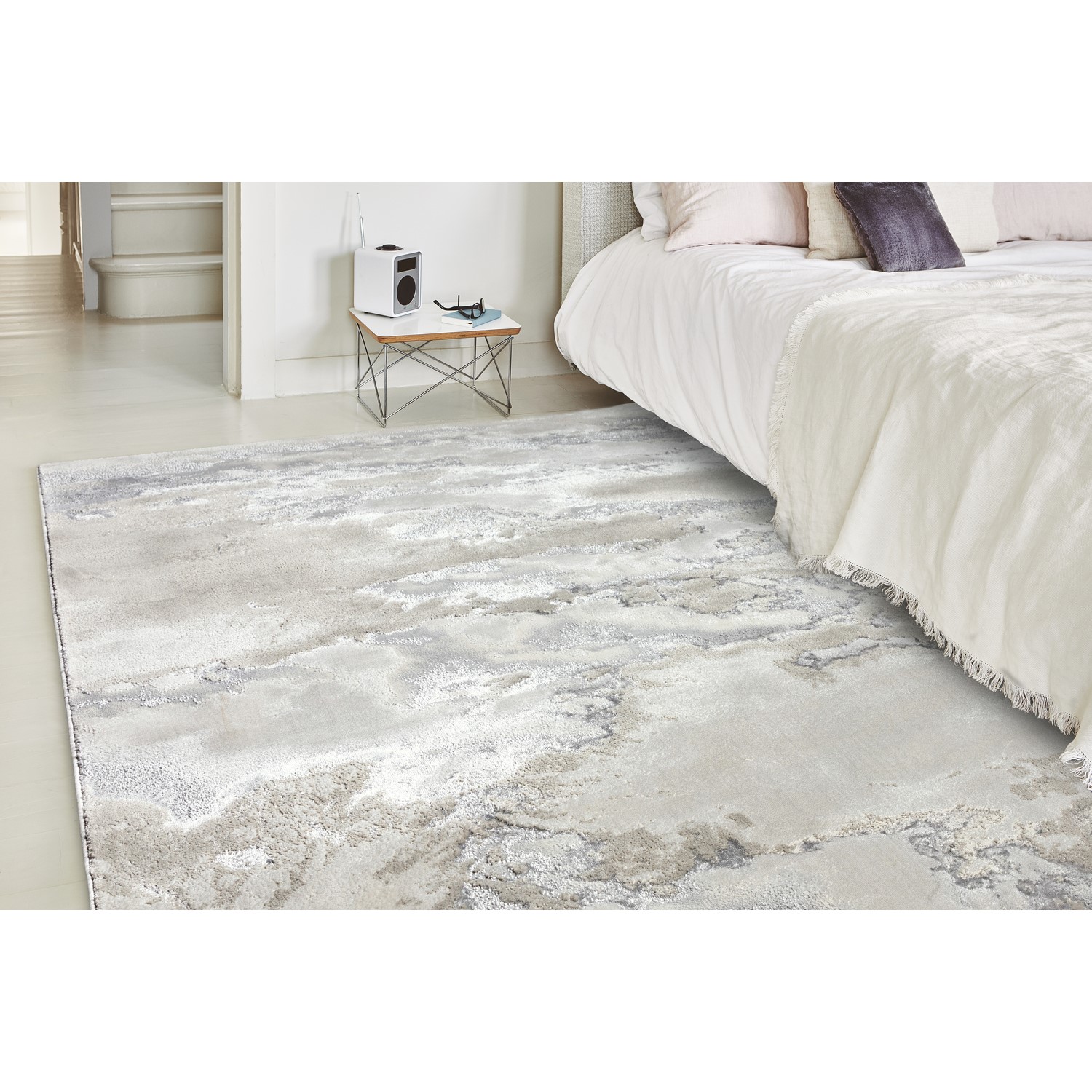 Large Abstract Silver Rug with Marble Effect - 340 x 240 cm - Cloud ...