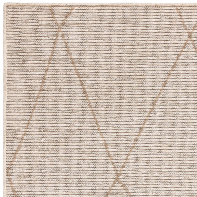 Large Geometric Style Cream Rug - 290 x 200 cm - Mulberry