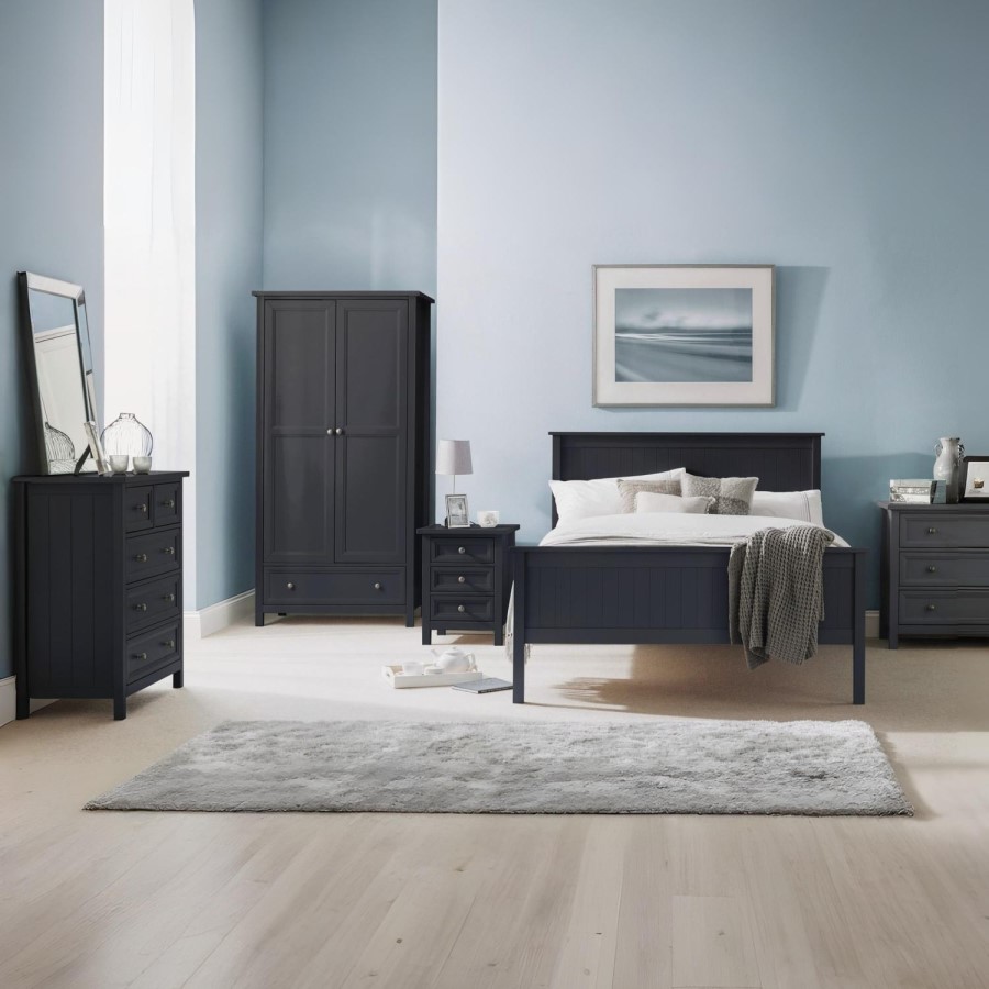 3 Drawer Bedside - Maine - Julian Bowen 