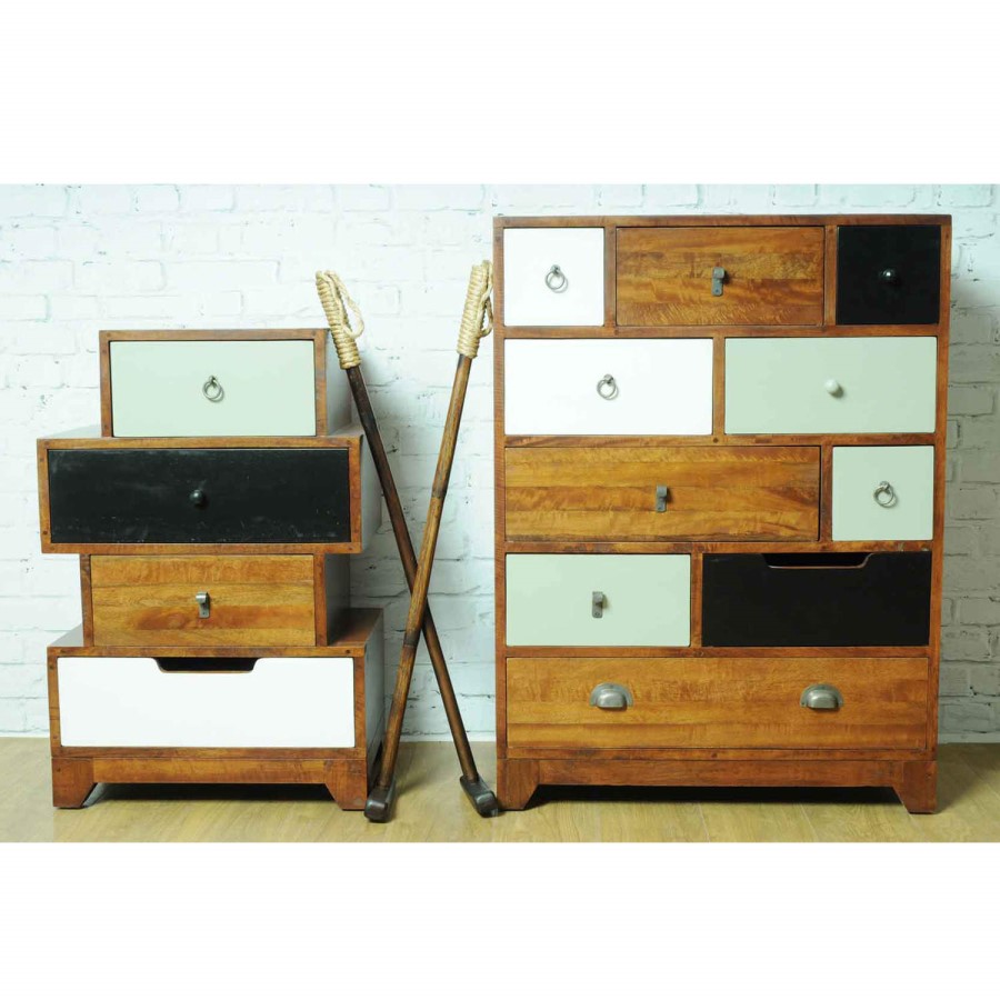 Signature North Retro 4 Drawer Mixed Sized Chest of Drawers