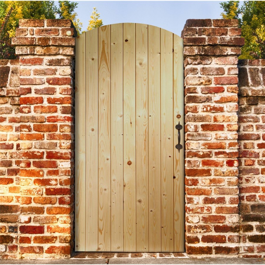 External Pine Ledged &amp; Braced Arched Top Gate - Unfinished, 1981 x 762 x 44 mm