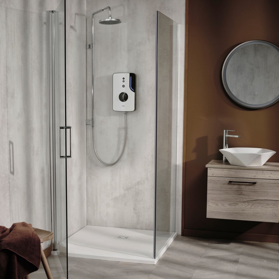 ENlight Thermostatic Electric White 9.5kW with UNIQ&reg; Chrome