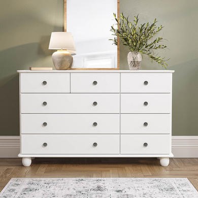 Chest of 9 Drawers