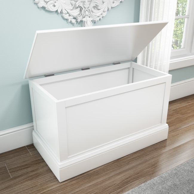 GRADE A1 - Harper White Solid Wood Blanket Box