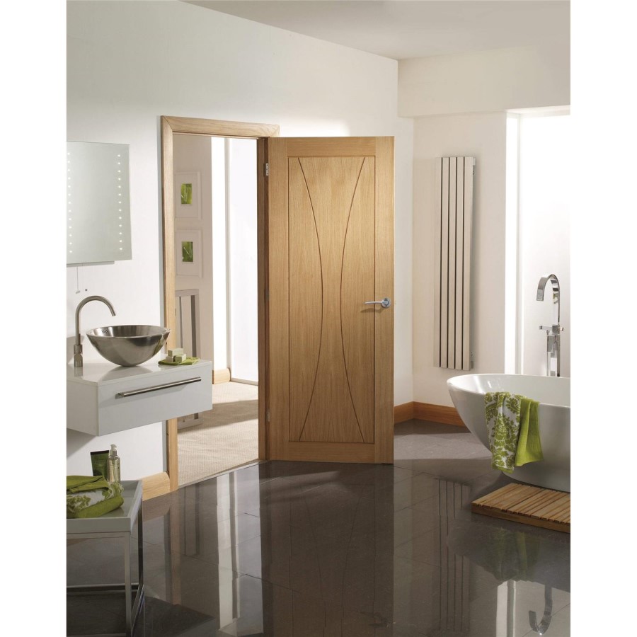 Internal Oak Door - Unfinished - 2040 x 926 x 40mm - Verona - XL Joinery