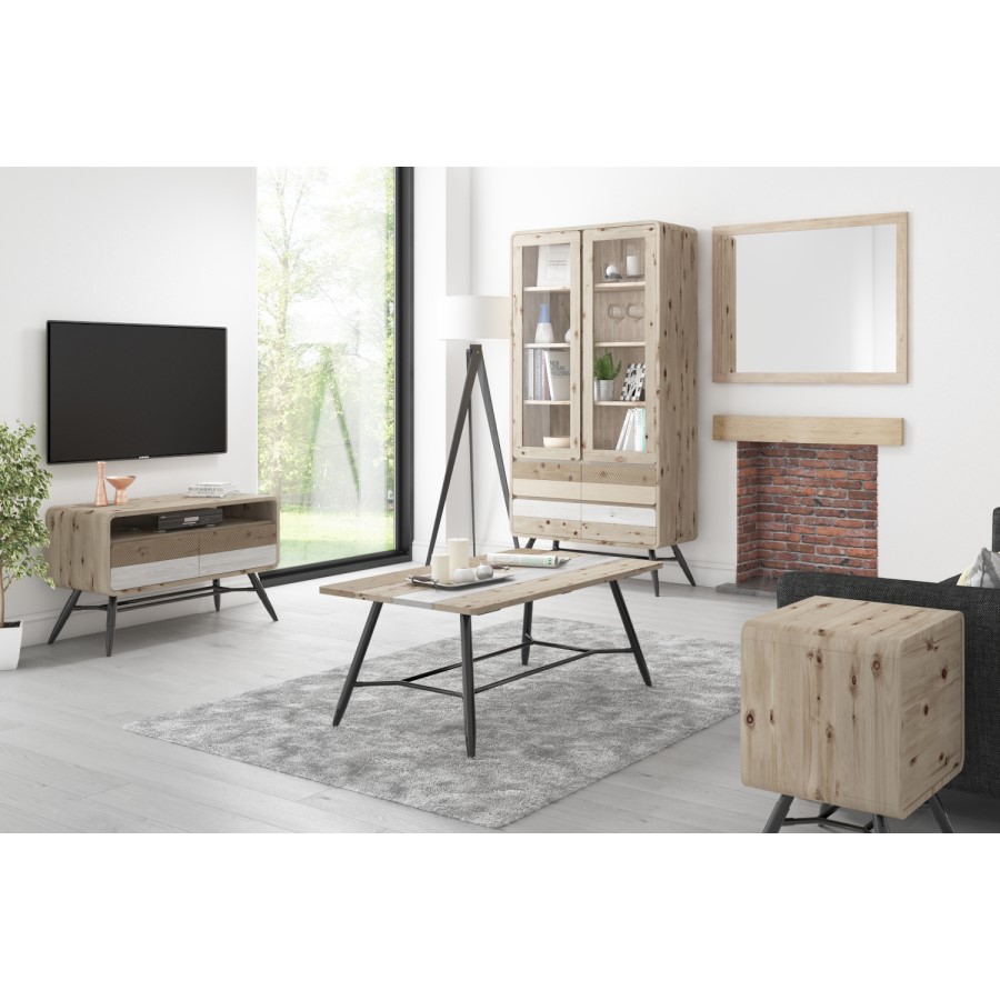GRADE A1 - Industrial Wooden Coffee Table with Black Metal Legs - Kuta