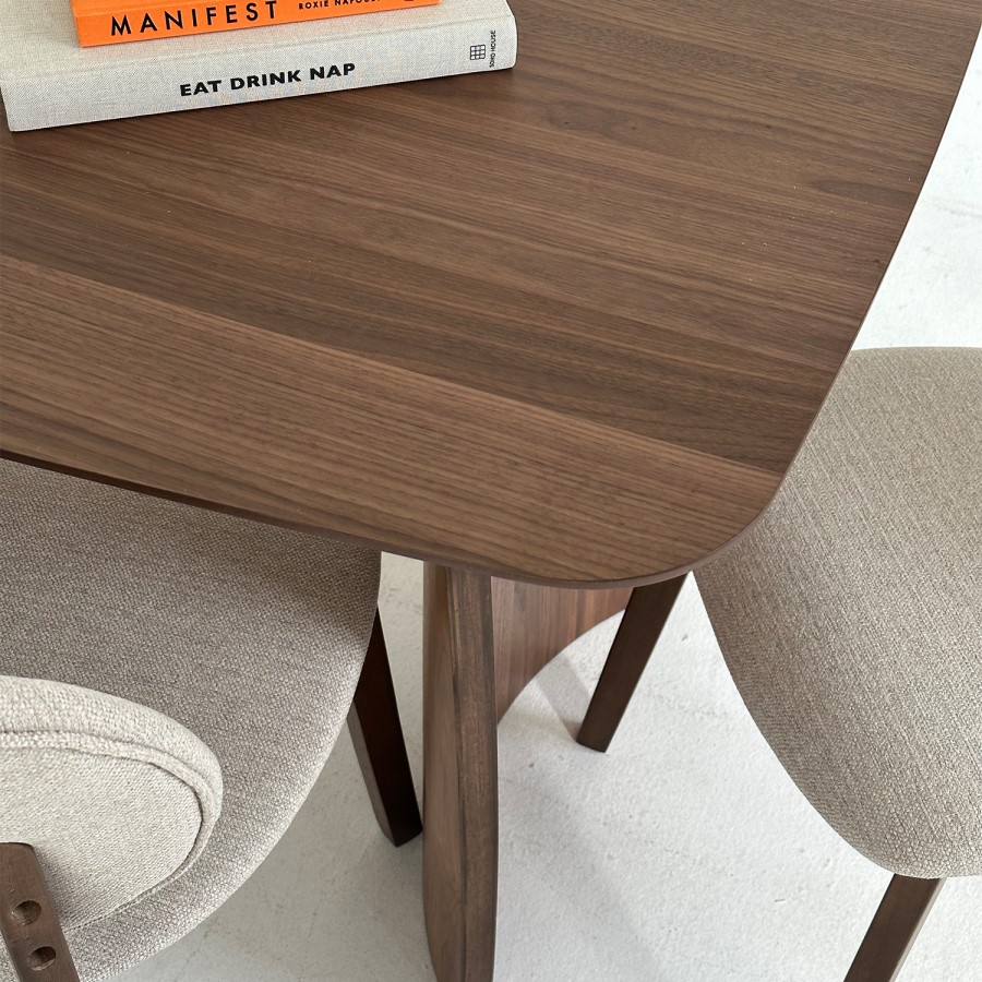 Large Walnut Curved Leg Dining Table - Seats 6 - 8 - Leona