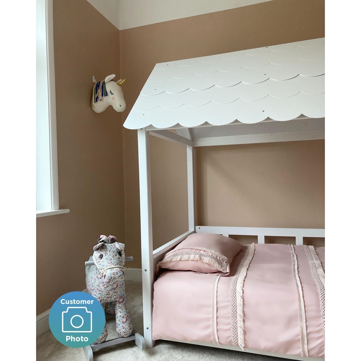 Featured image of post Kids House Bed With Roof - Buy kids house beds at kiddic.co.uk visit kiddic online kids furniture shop for our range of quality montessori floor beds at affordable prices.