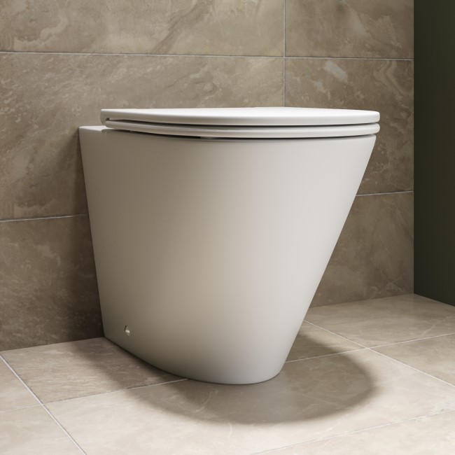 Matt White Round Soft Close Toilet Seat - Newport