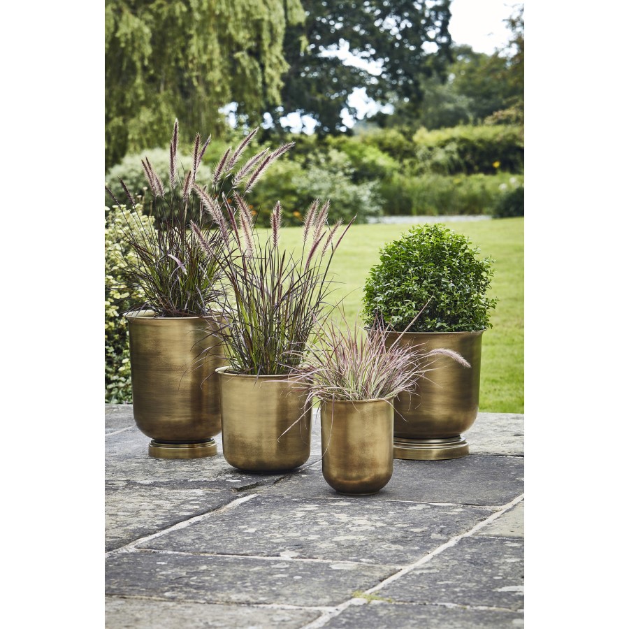 Ivyline Small Antique Brass Outdoor Metal Planter Hampton