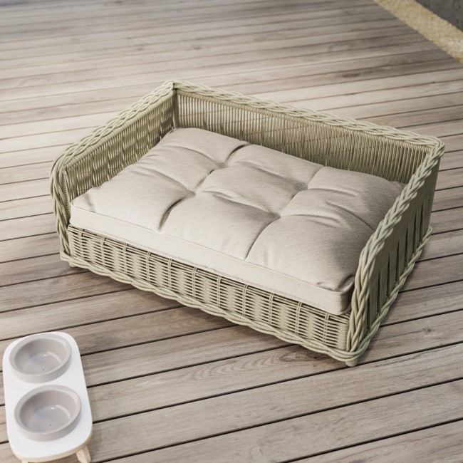 Large Rattan Outdoor Pet Bed