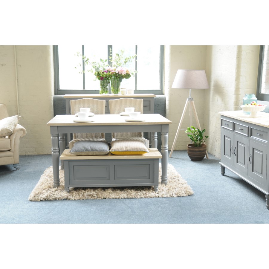 Signature North Chloe Country Dining Table