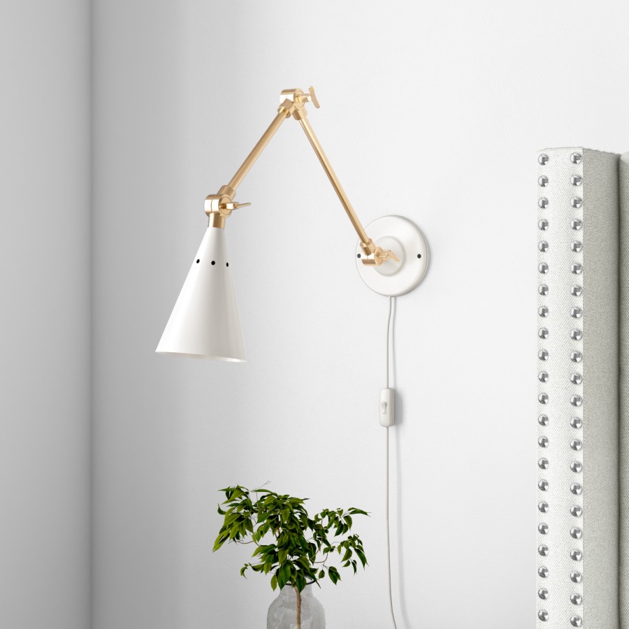 White Cone Wall Lamp with Brass Finish - Rome