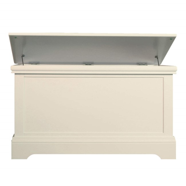 Savannah Blanket Box in Ivory/Cream