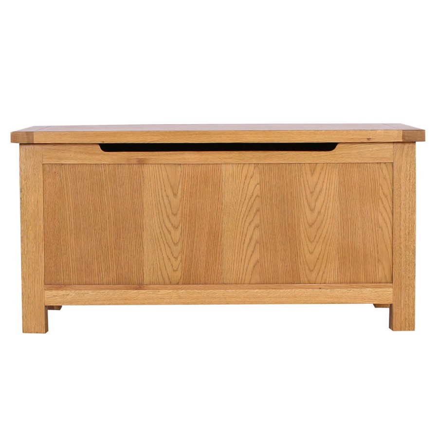 GRADE A3 - Rustic Saxon Oak Blanket Box