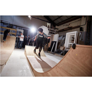 Skateboard Mini Half Pipe Ramp