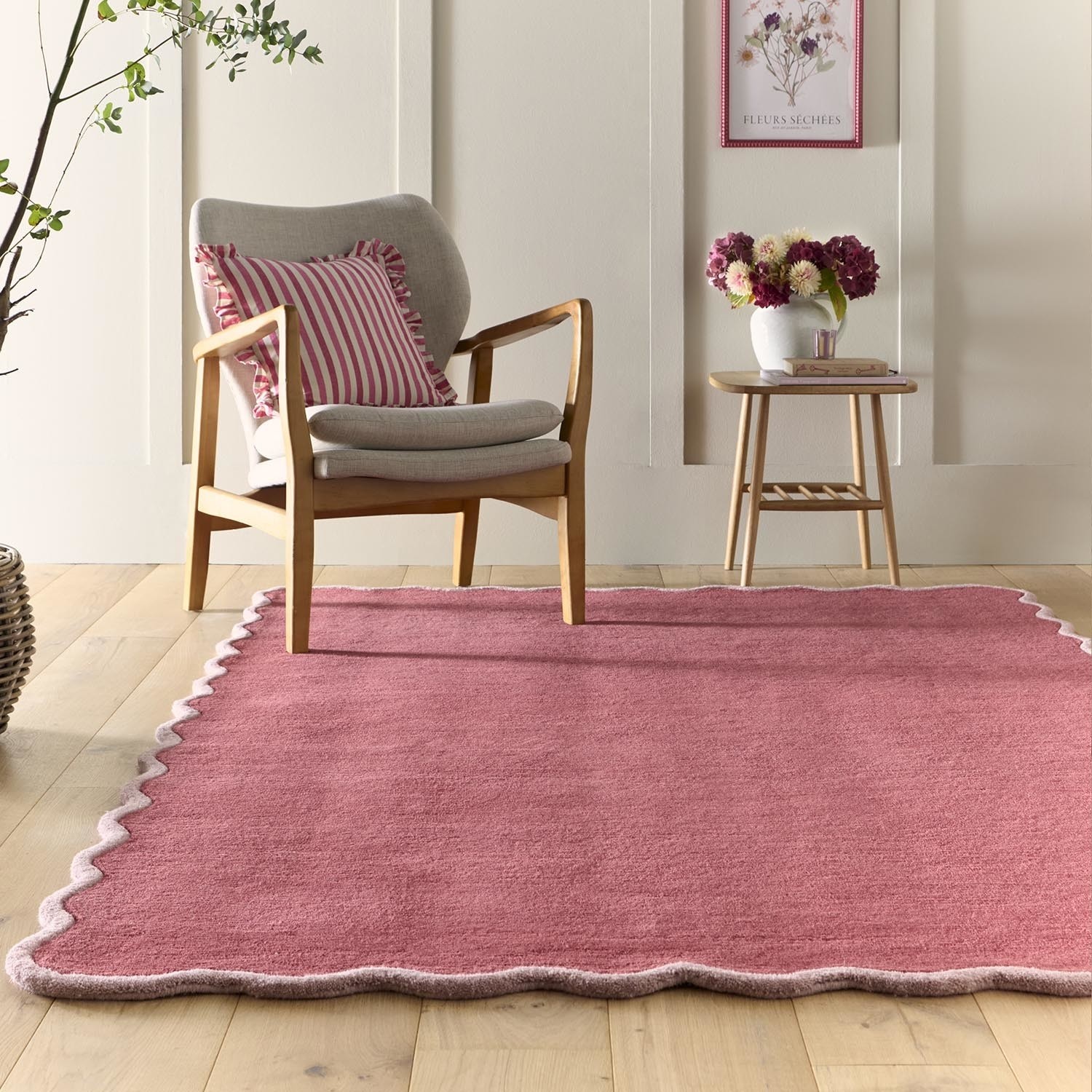 170cm Rug Scalloped Pink Rug - 170 x 120 cm - Elsie - Origins - Furniture123