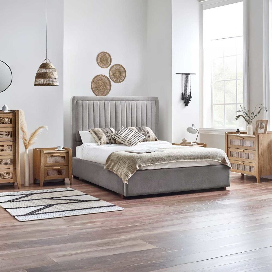 Rattan Chest of 3 Drawers - Sydney - Julian Bowen