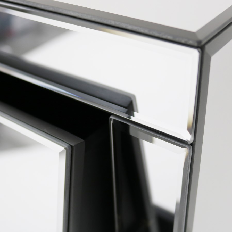 GRADE A1 - Valentina Venetian Mirrored 4 Chest of Drawers - Tinted Grey Mirror