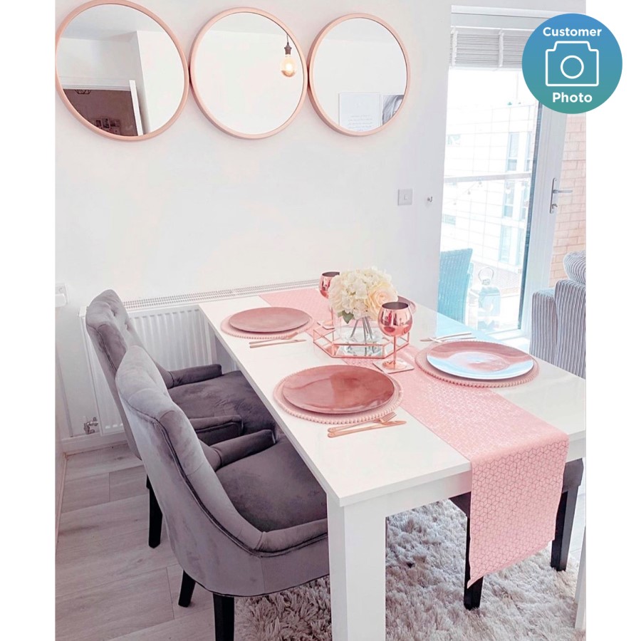 GRADE A2 - White Extendable Dining Table with High Gloss Finish - 6 Seater - Vivienne