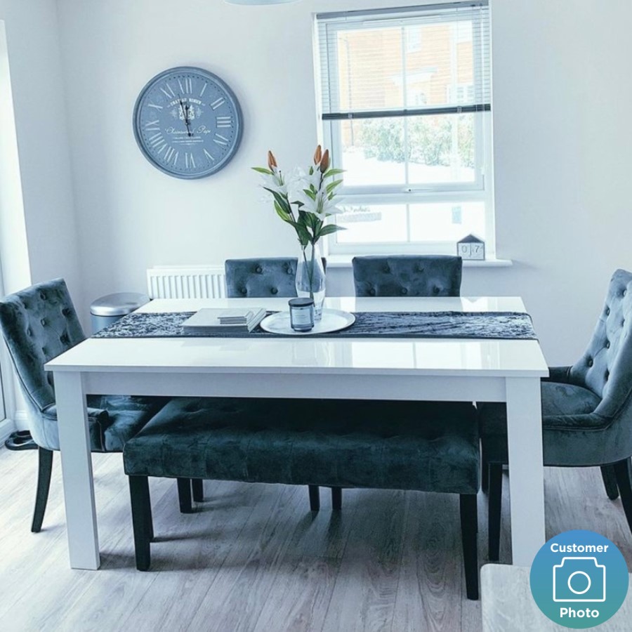 GRADE A2 - White Extendable Dining Table with High Gloss Finish - 6 Seater - Vivienne
