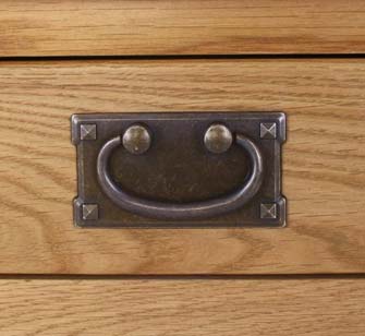 saxon tv unit handle