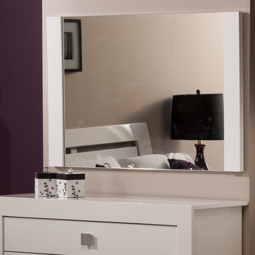 Bari Mirror