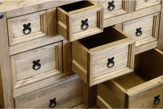Merchant chest drawers